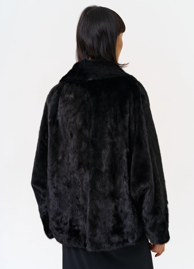 Куртка из меха норки с английским воротником модель № 31493 в кредит