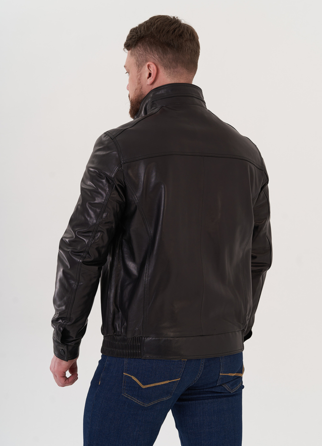 Мужская кожаная куртка черного цвета модель № 26923 универмаг малина