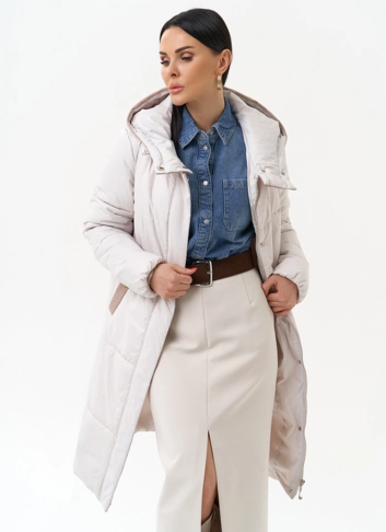 Женское утепленное полупальто с капюшоном
