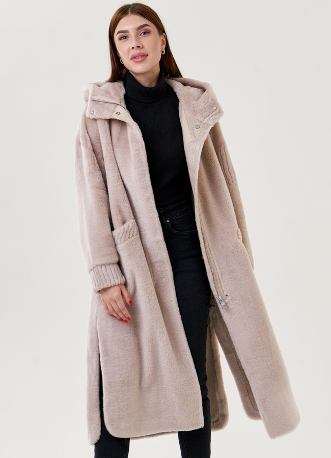 Длинное пальто из эко меха модель № 23579 универмаг малина