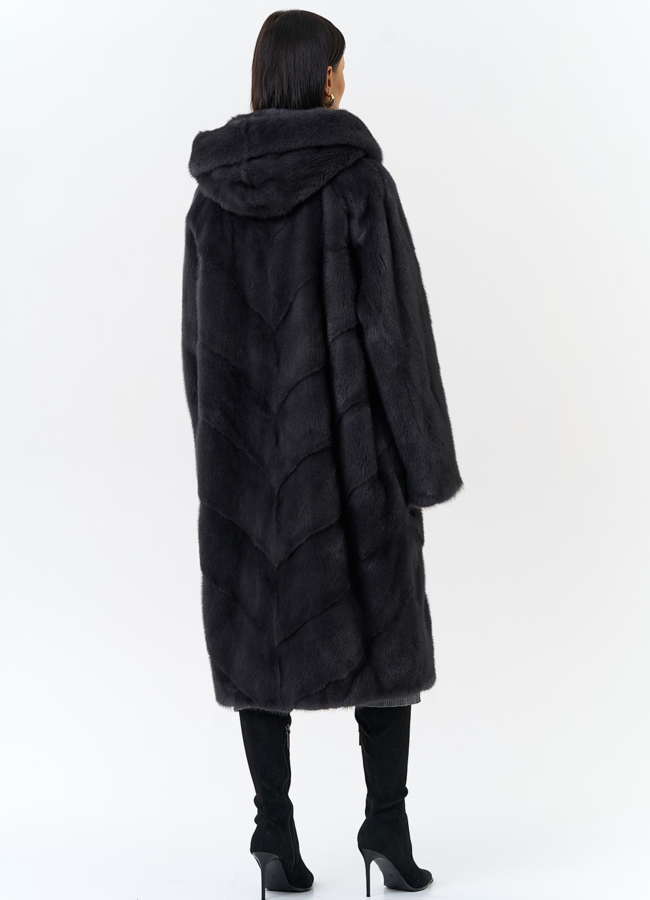 фото Женская шуба из норки силуэта баллон с капюшоном модель № 24750