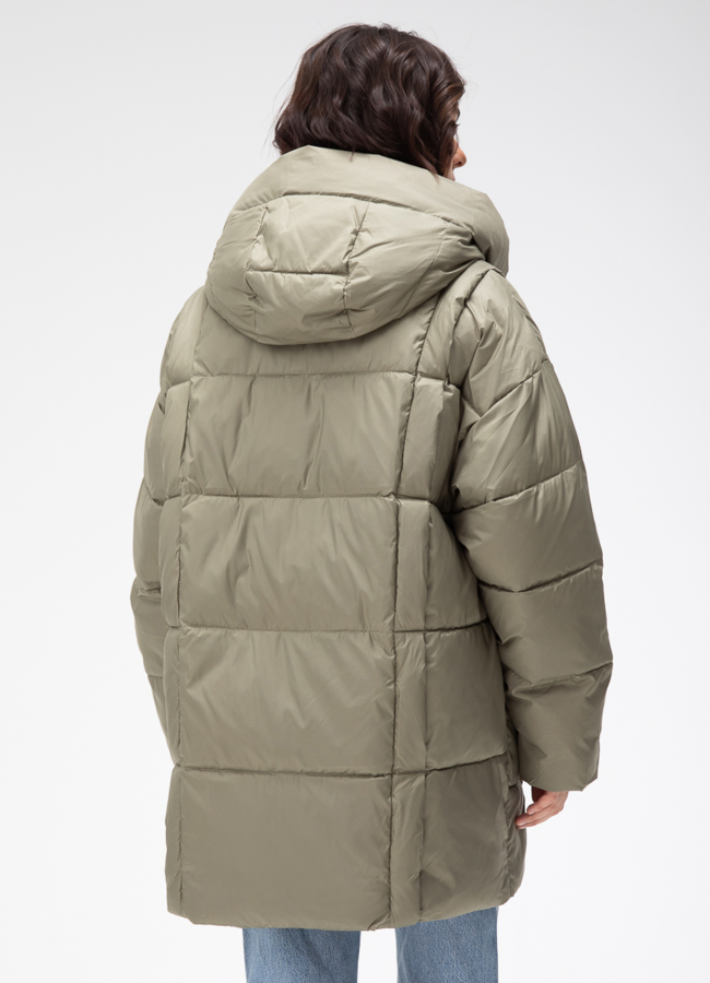 Женский пуховик с капюшоном  модель № 28007 в рассрочку