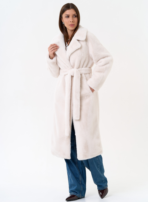 Женское пальто из эко меха с декоративными молниями