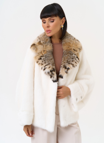 Куртка из меха норки с английским воротником из меха рыси
