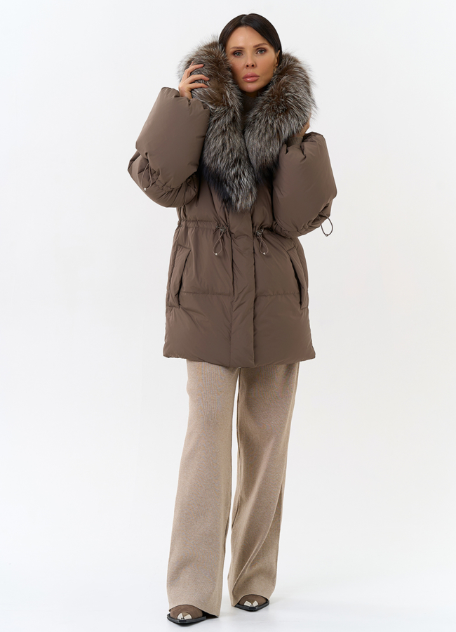 Женский пуховик с капюшоном из меха чернобурки модель № 32016 в кредит